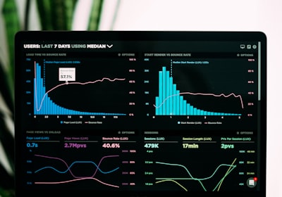 Visualisasi data yang kompleks dan koneksi titik-titik jaringan di seluruh dunia